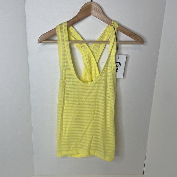 New Zyia Active Women’s Size Medium Yellow Lemon Nimbus Split Back Tank Top NWT - Picture 1 of 10